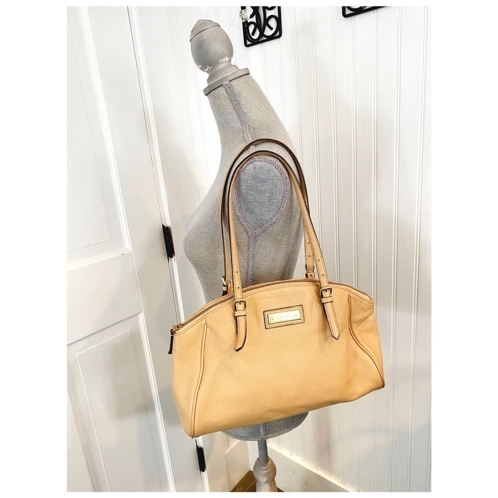 CALVIN KLEIN CAMEL PEBBLED LEATHER SHOULDER BAG